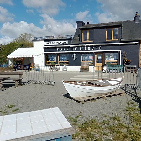 Charmante Petite Maison Rostiviec Bord De Mer Loperhet Exteriör bild